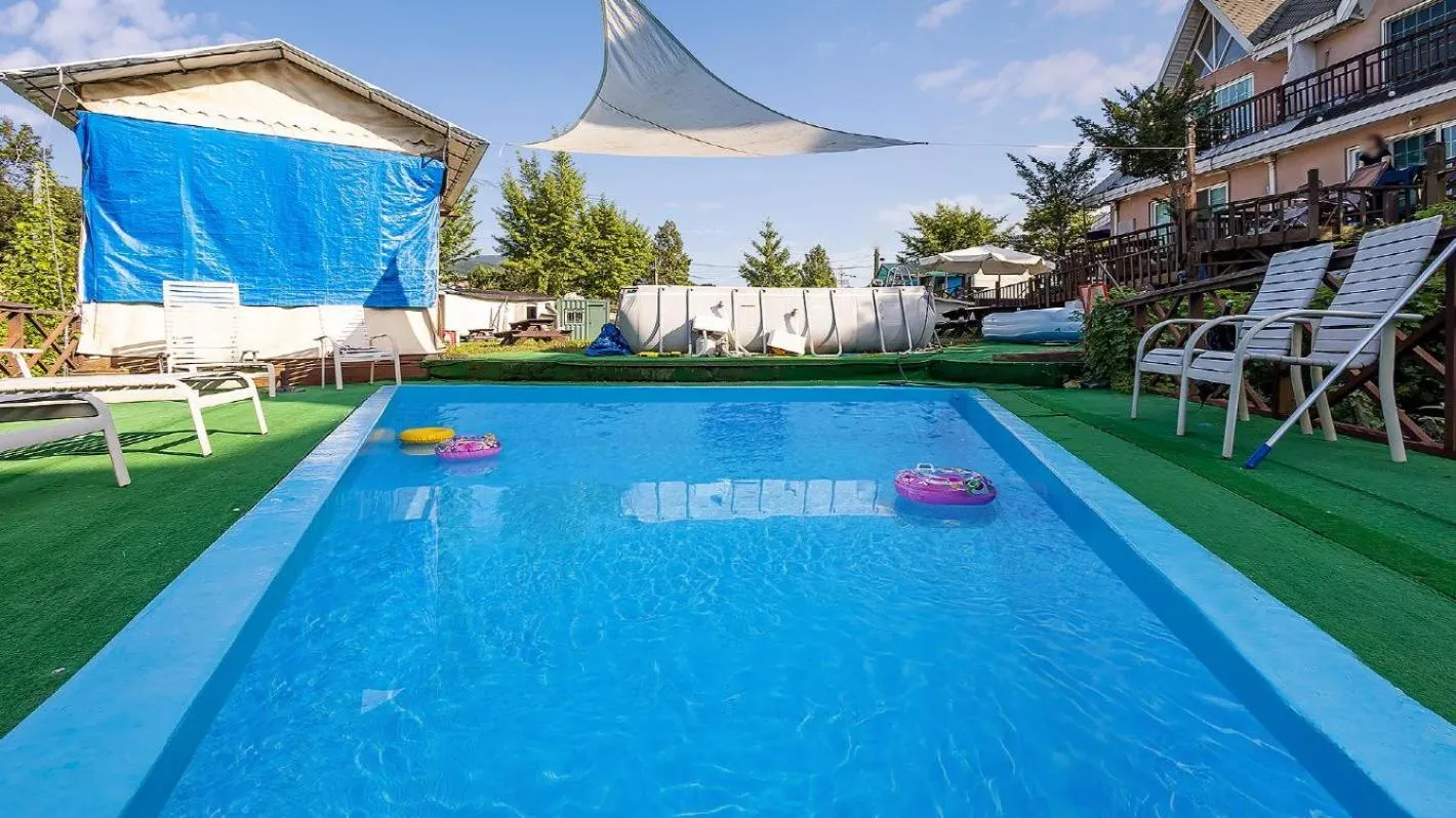 Property building in Gapyeong Dochi Vill Pension