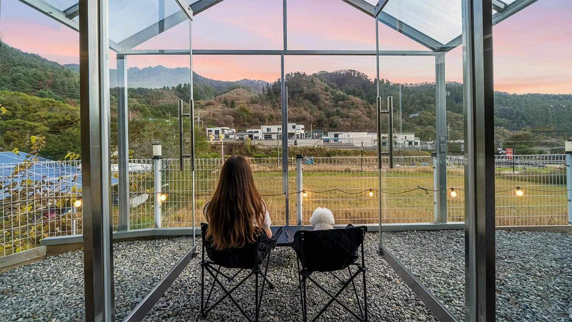 Property building in Gapyeong Ddobagi Pet & Spa Glamping