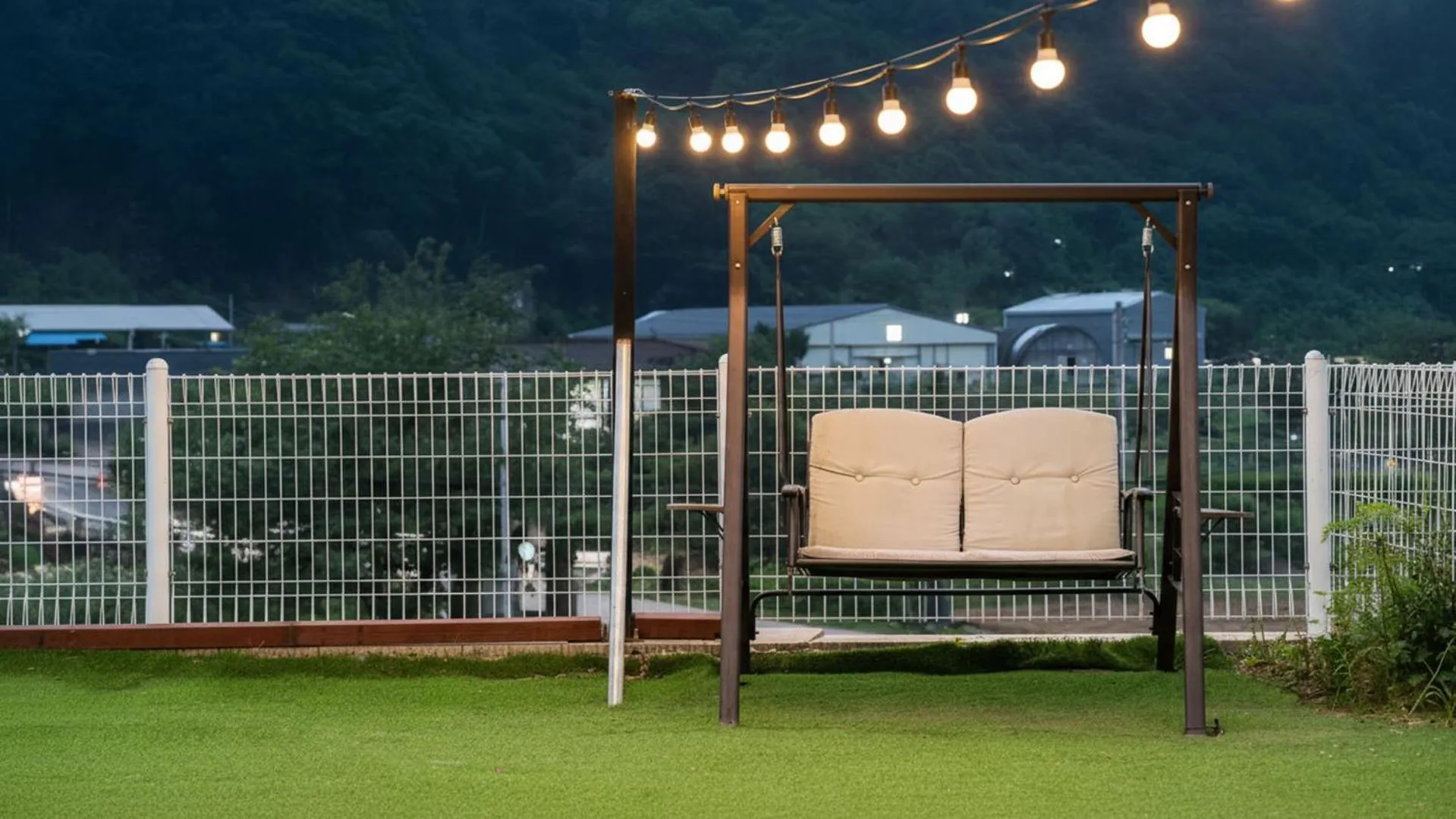 Property building in Gapyeong Ddobagi Pet & Spa Glamping