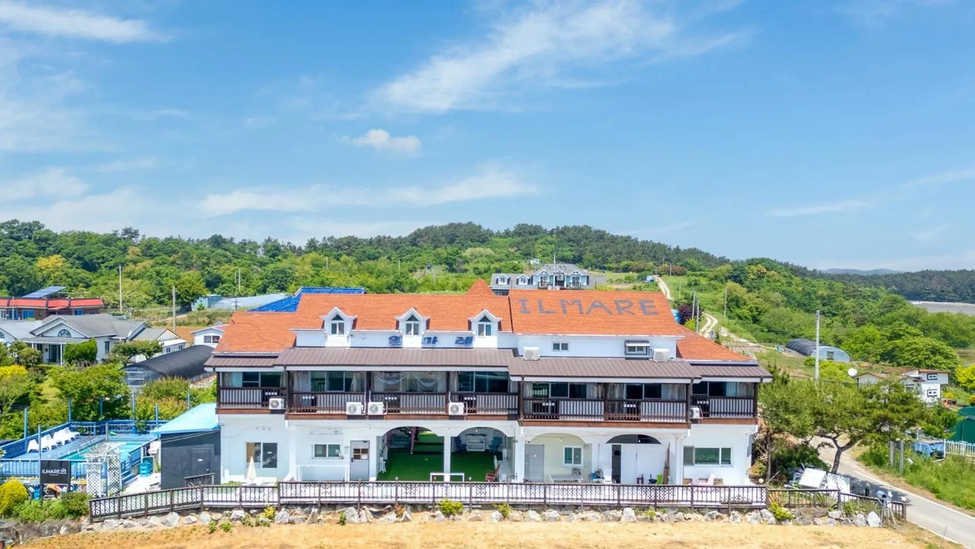 Property building in Taean anmyeondo hwangdo ilmare Pension