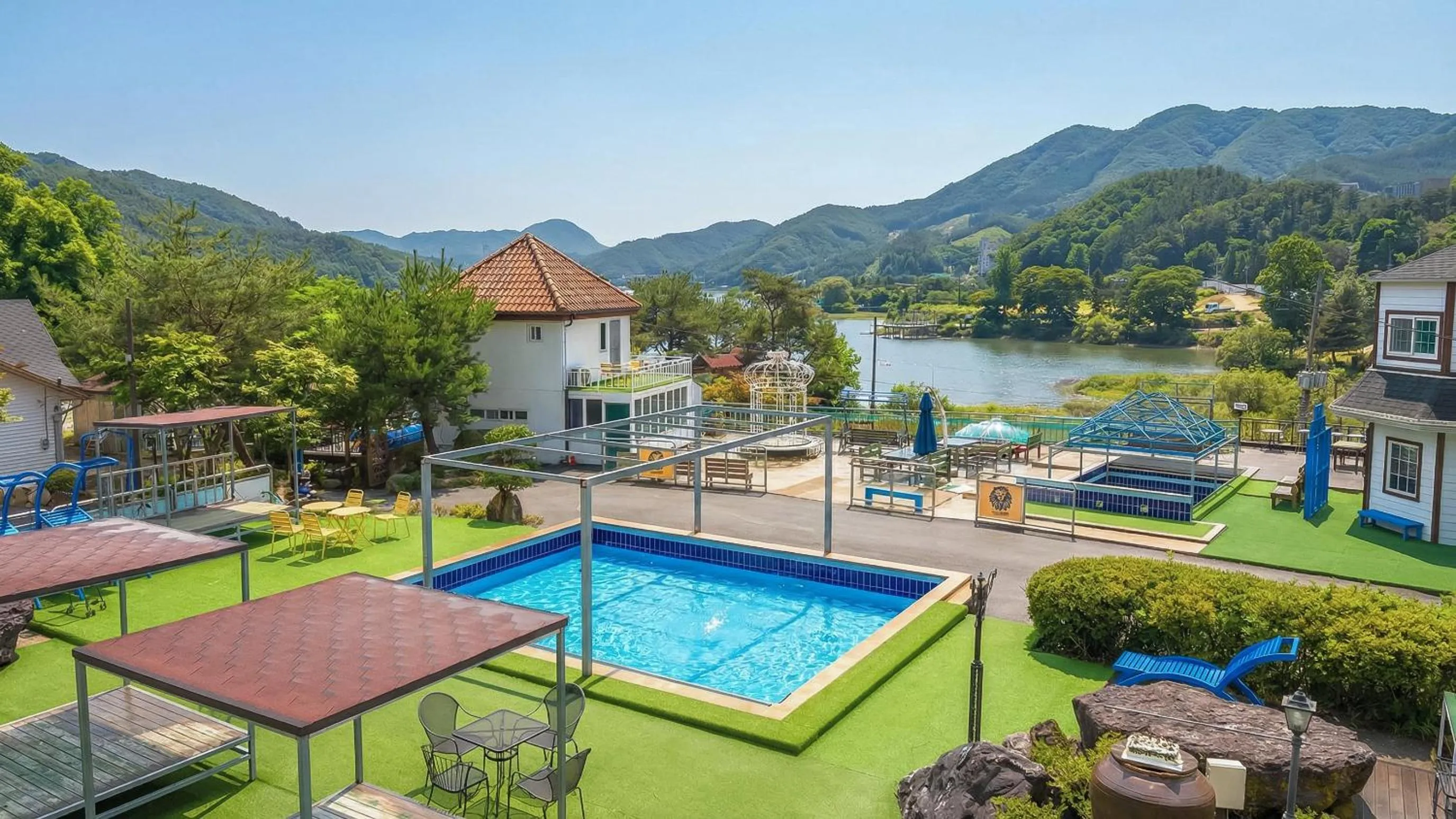 Property building in Gapyeong Four Season Pension