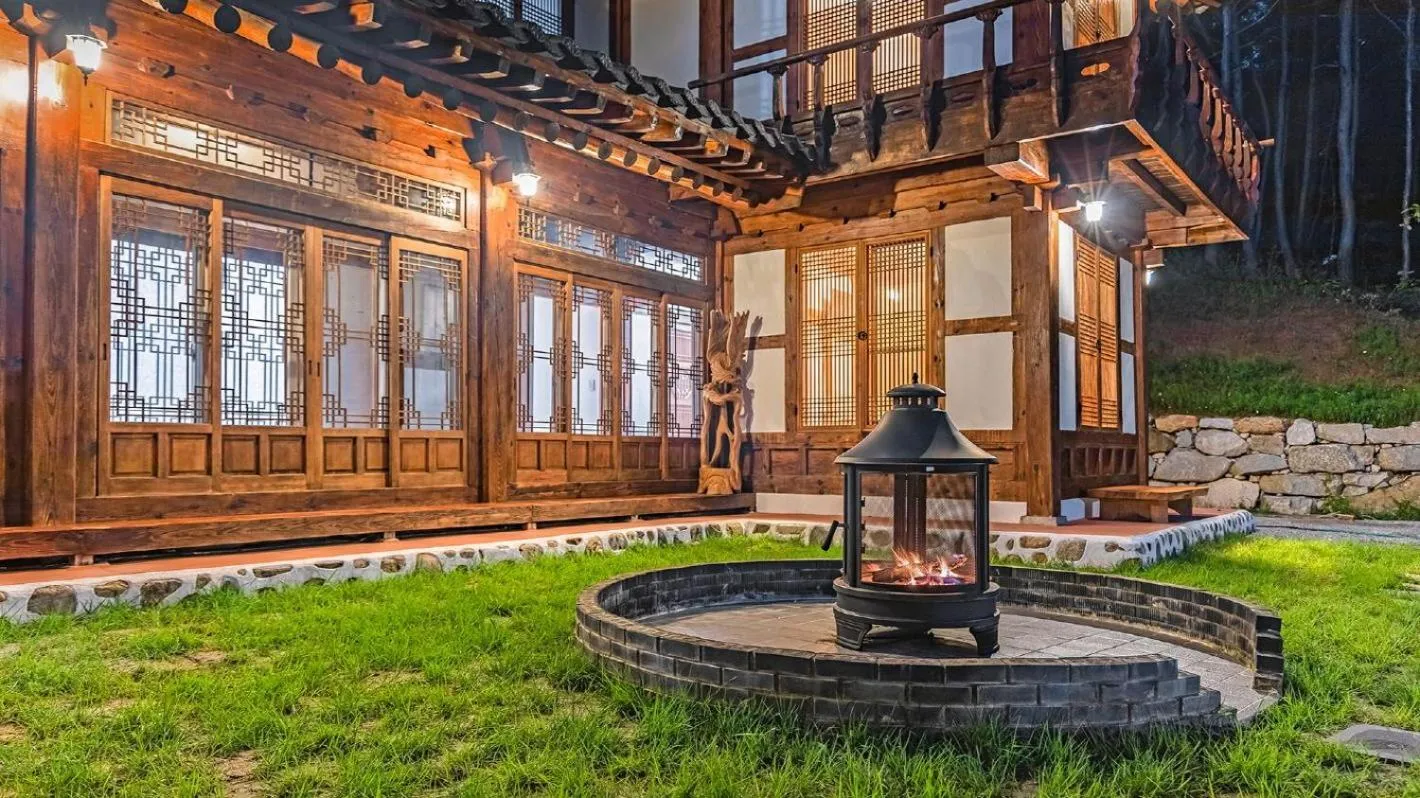 Property building in Gangneung Booyoonok Hanok Pension