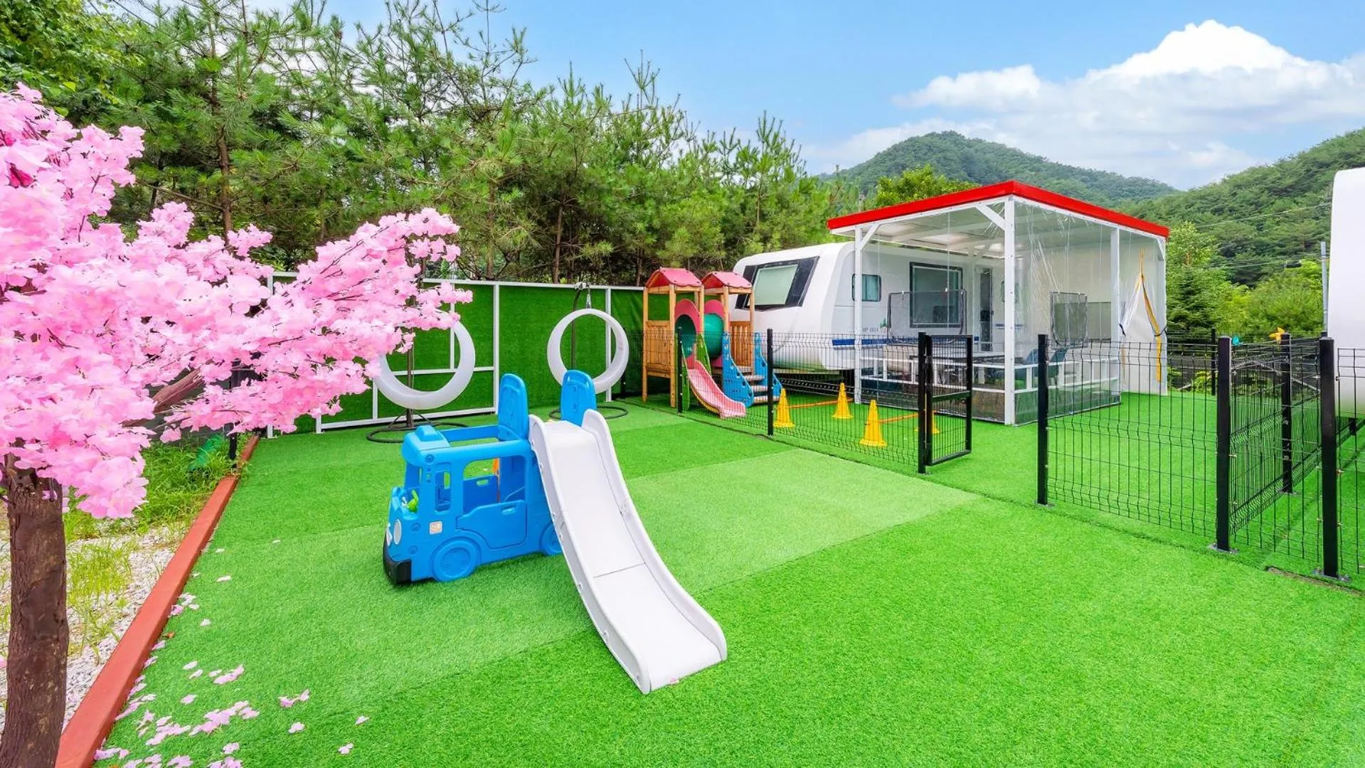 Pocheon hanadulset pet caravan