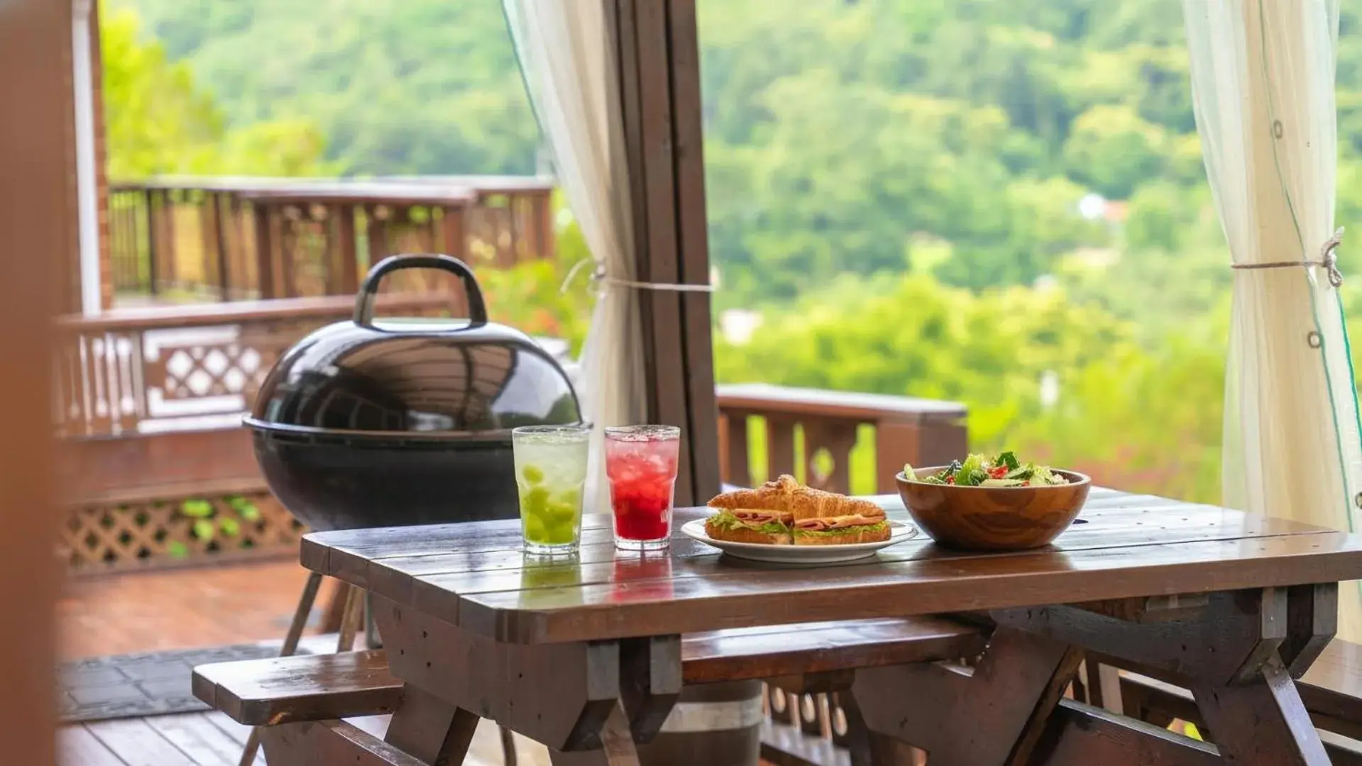 Property building in Yangpyeong Isobiyagi Spa Pension Property building in Yangpyeong Isobiyagi Spa Pension