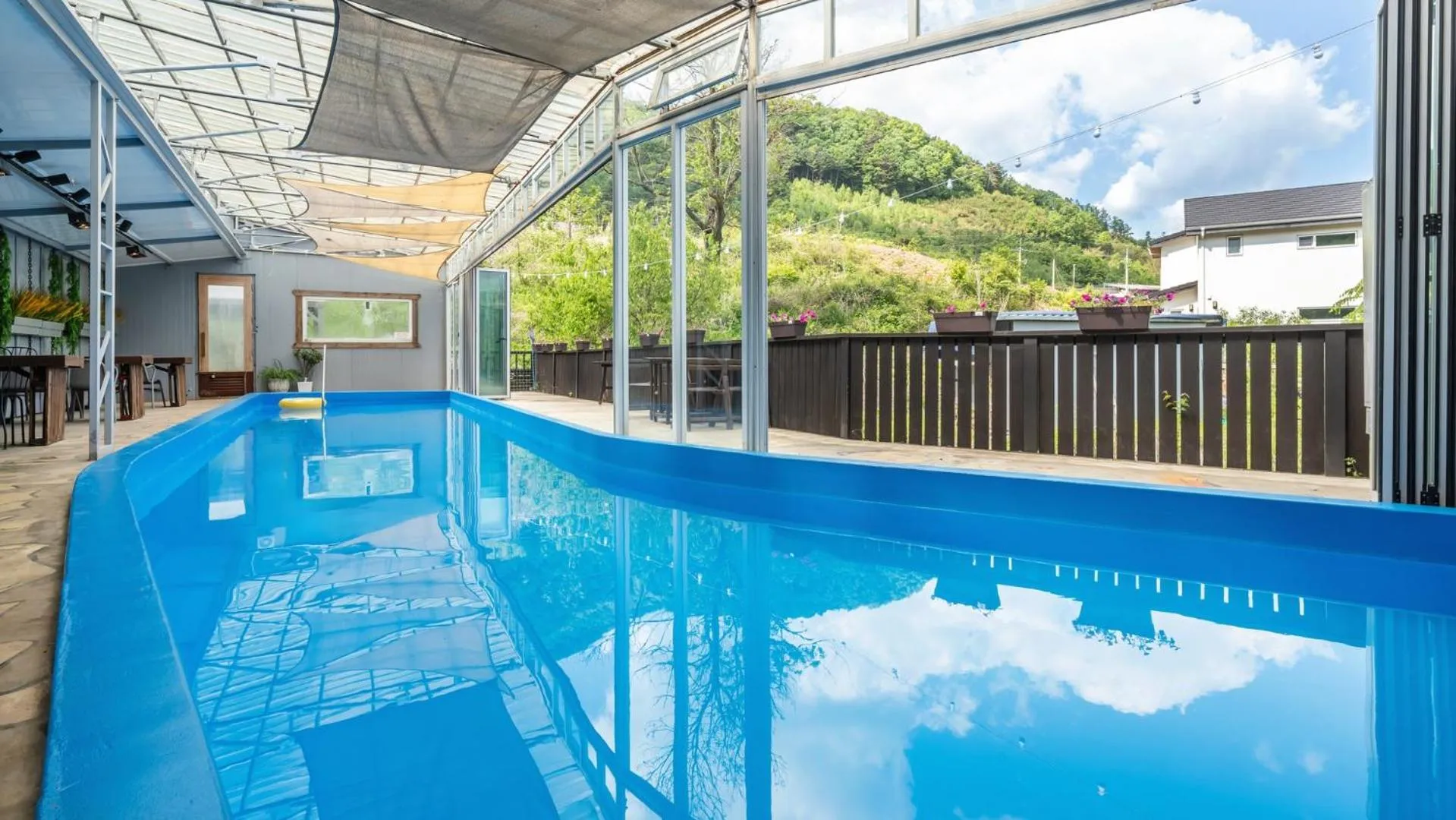 Gapyeong Dongban84 Glamping&Pool villa