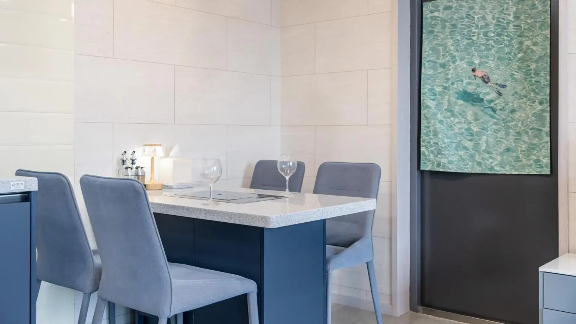 Property building in Namhae Eagless Poolvilla Pension Property building in Namhae Eagless Poolvilla Pension