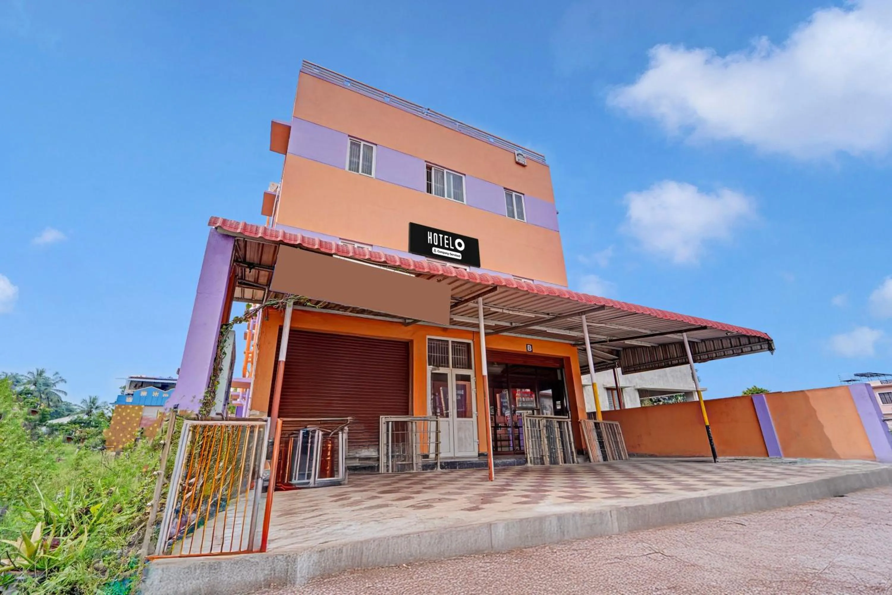 Facade/entrance in Super Hotel O Viswapuram