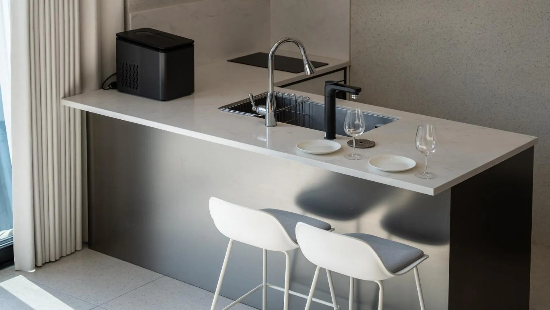 Property building in Busan nunuhouse poolvilla Pension