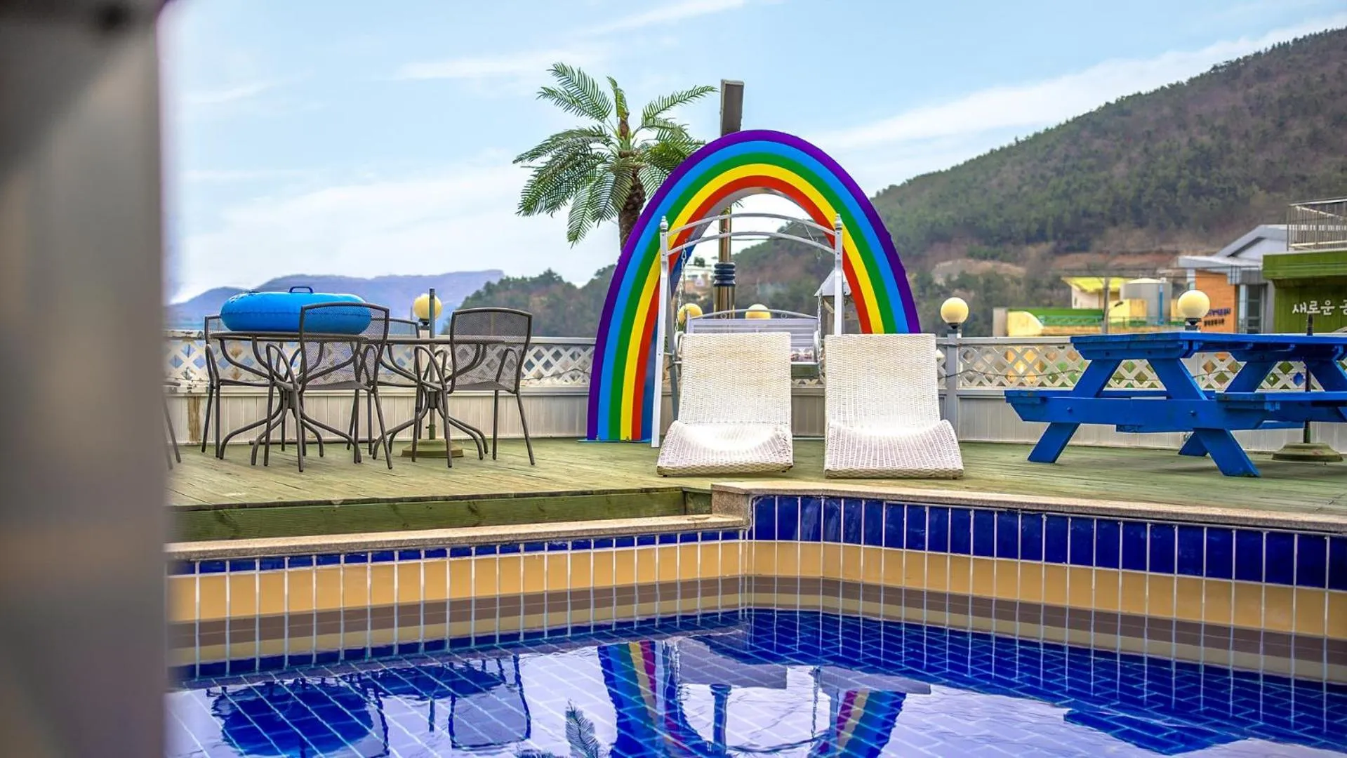 Property building in Yeosu Bebeolleh Pension