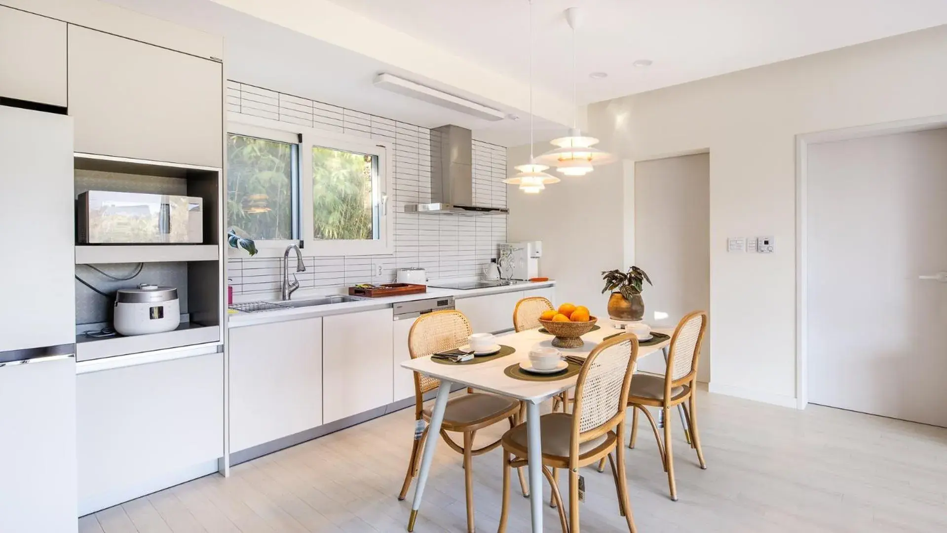 Property building in Jeju Stay Rowoon Dockchae Pension Property building in Jeju Stay Rowoon Dockchae Pension