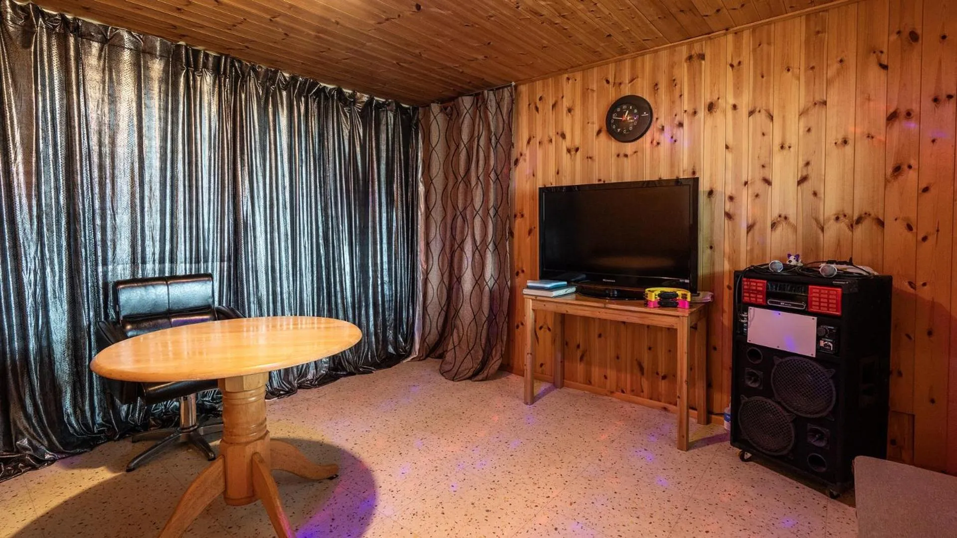 Property building in Gapyeong Maplein Pension