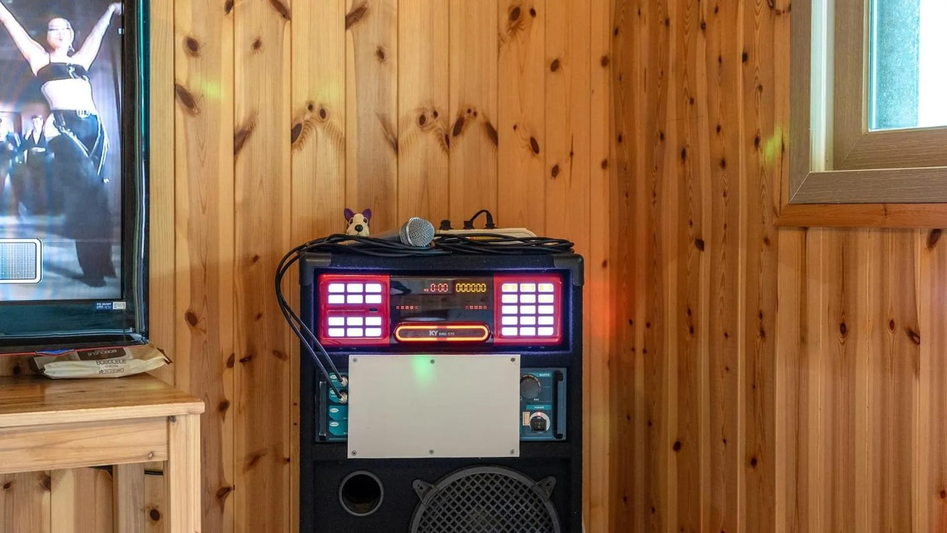 Property building in Gapyeong Maplein Pension