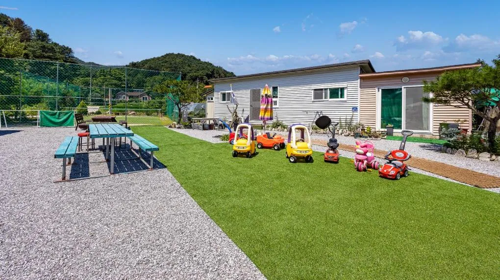 Property building in Gapyeong Maplein Pension