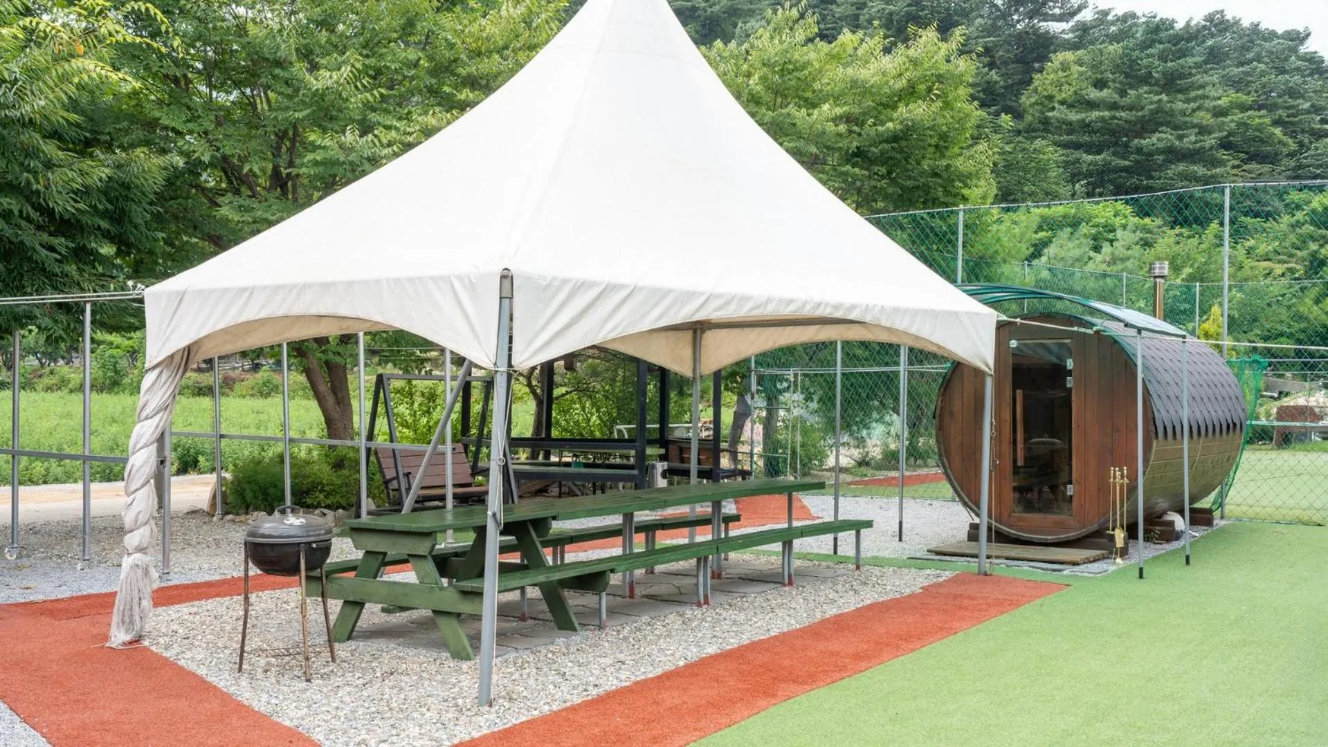 Property building in Gapyeong Maplein Pension