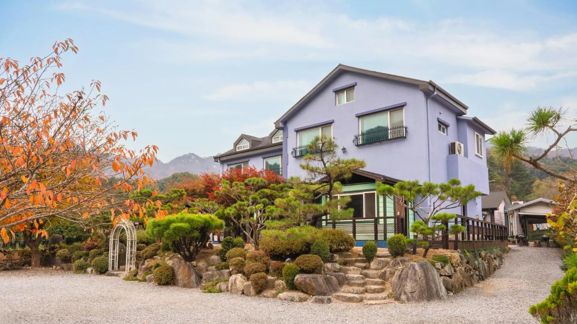 Property building in Gapyeong Maplein Pension