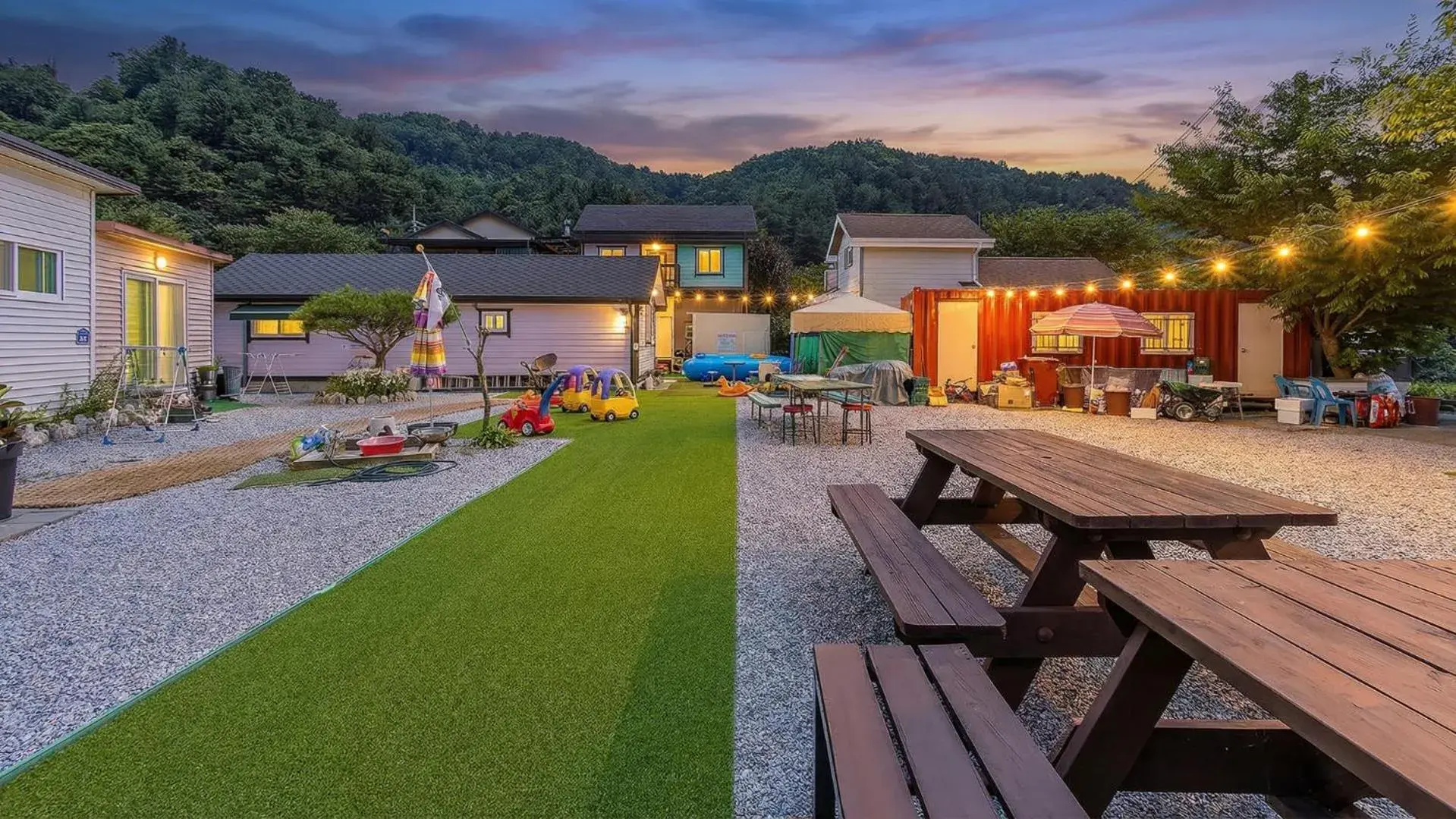 Property building in Gapyeong Maplein Pension Property building in Gapyeong Maplein Pension