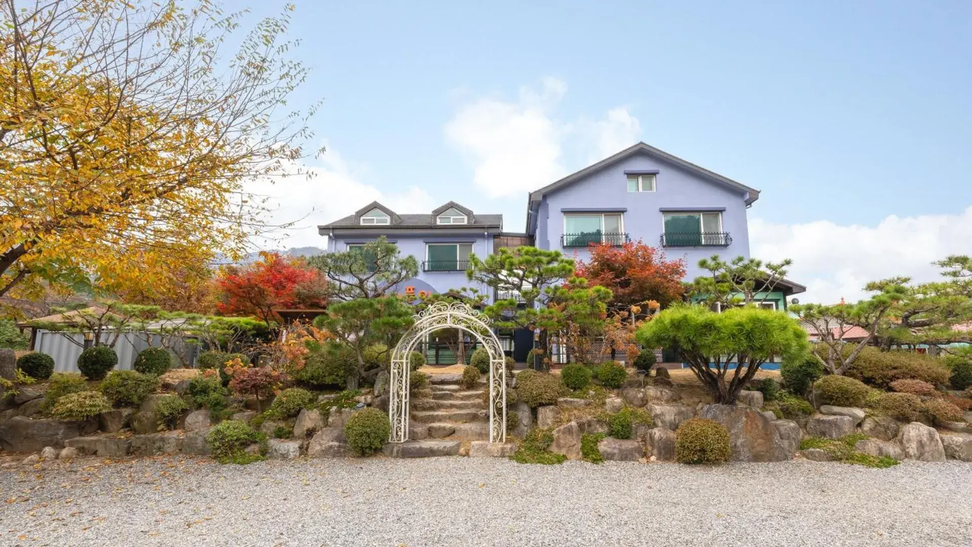 Property building in Gapyeong Maplein Pension Property building in Gapyeong Maplein Pension