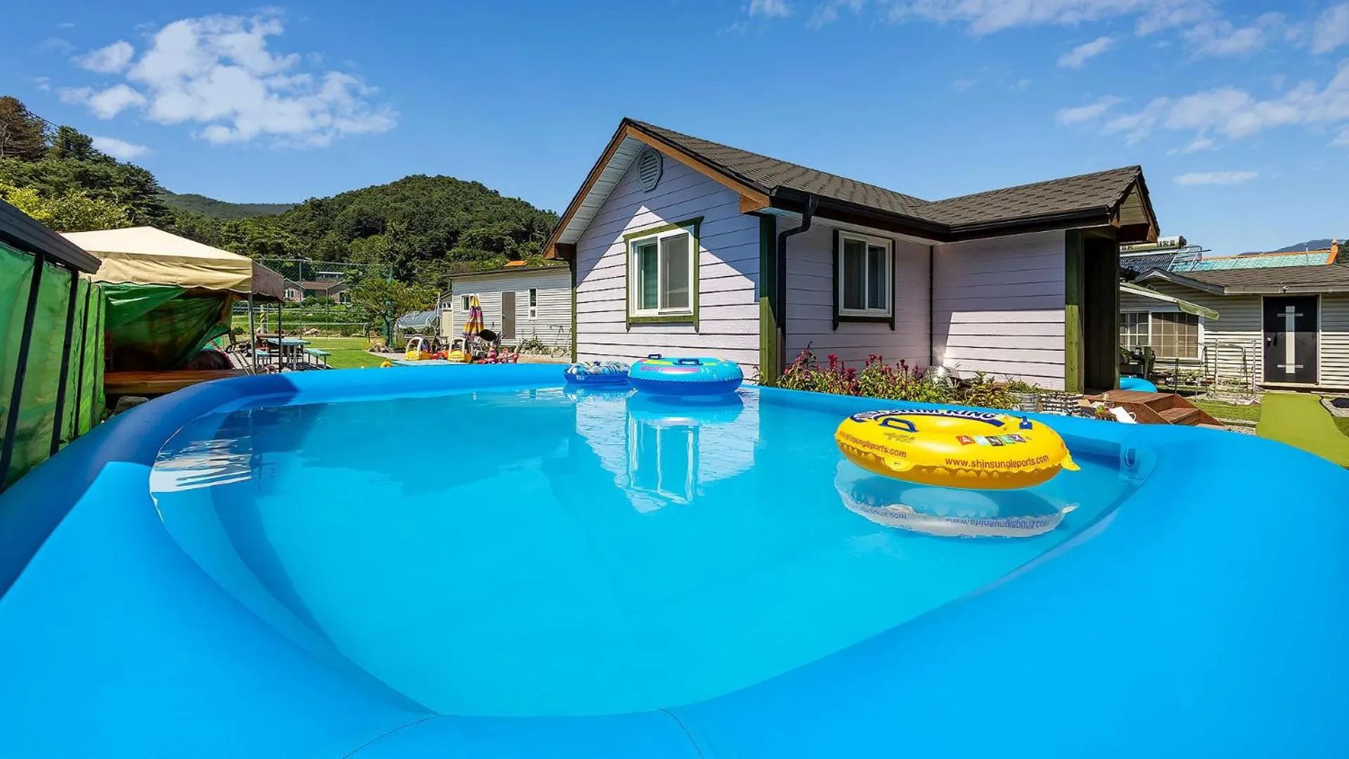 Property building in Gapyeong Maplein Pension