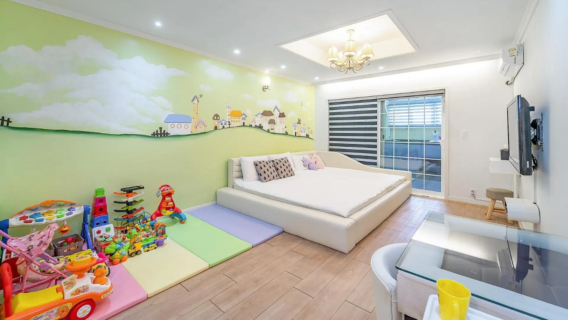 Property building, Bed in Gapyeong Yeheaden Pension