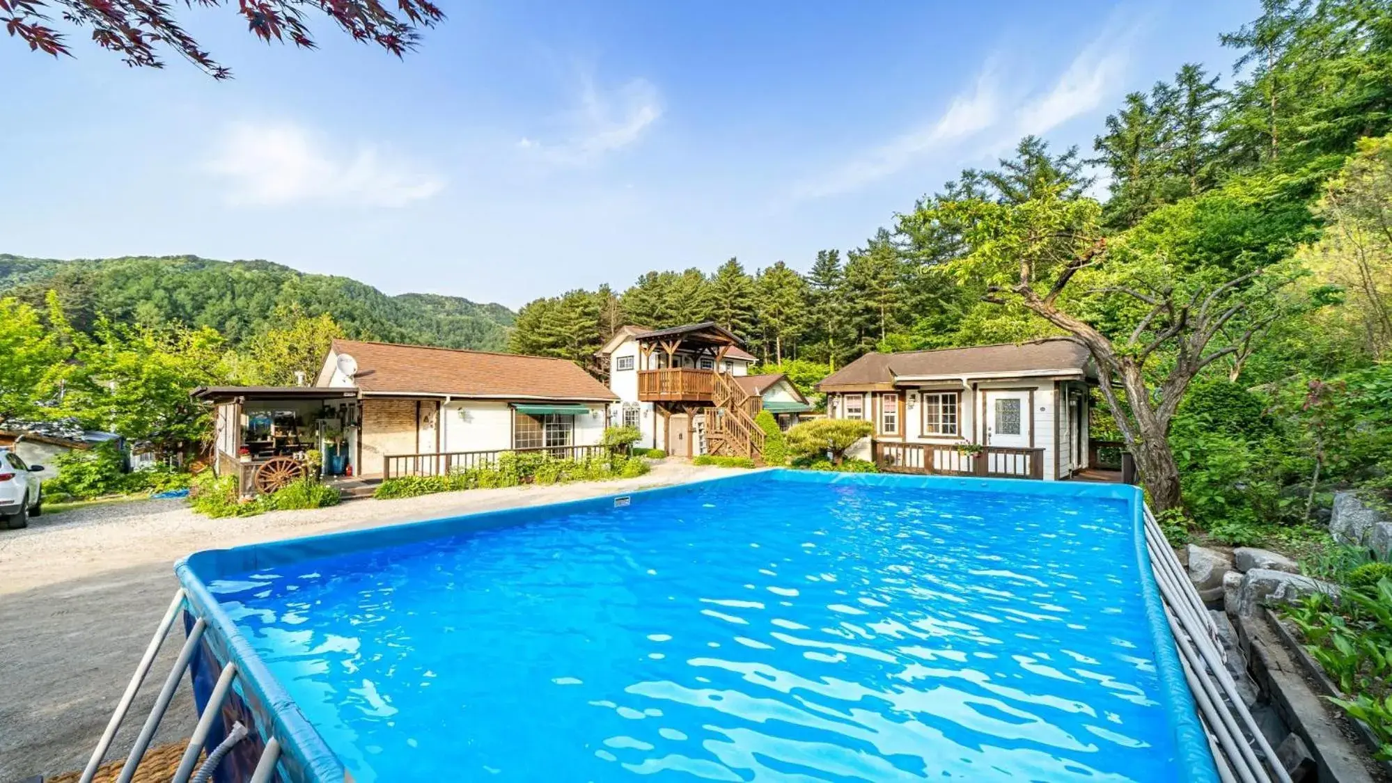 Property building in Gapyeong ojeupension Property building in Gapyeong ojeupension