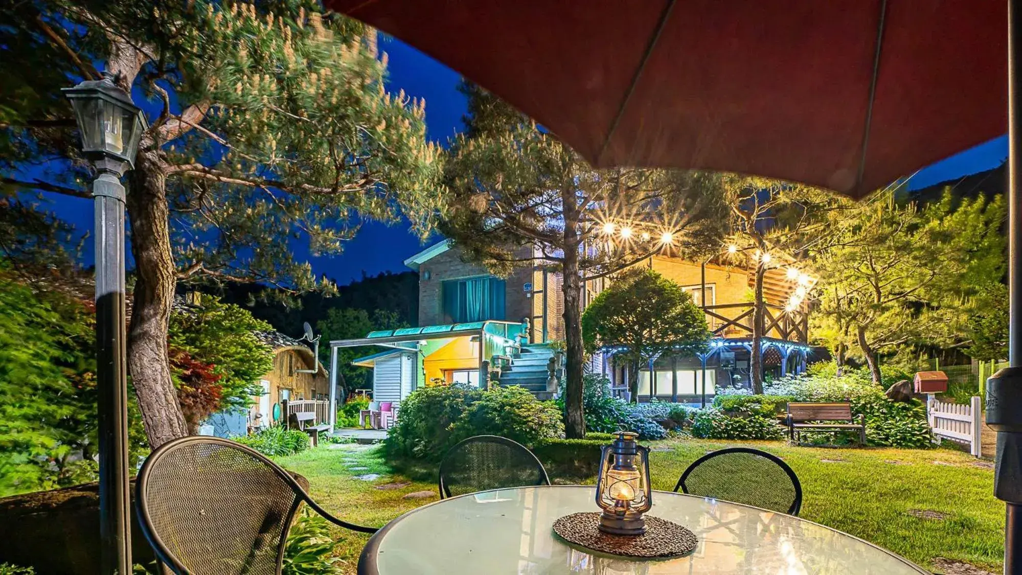 Property building in Gapyeong ojeupension Property building in Gapyeong ojeupension