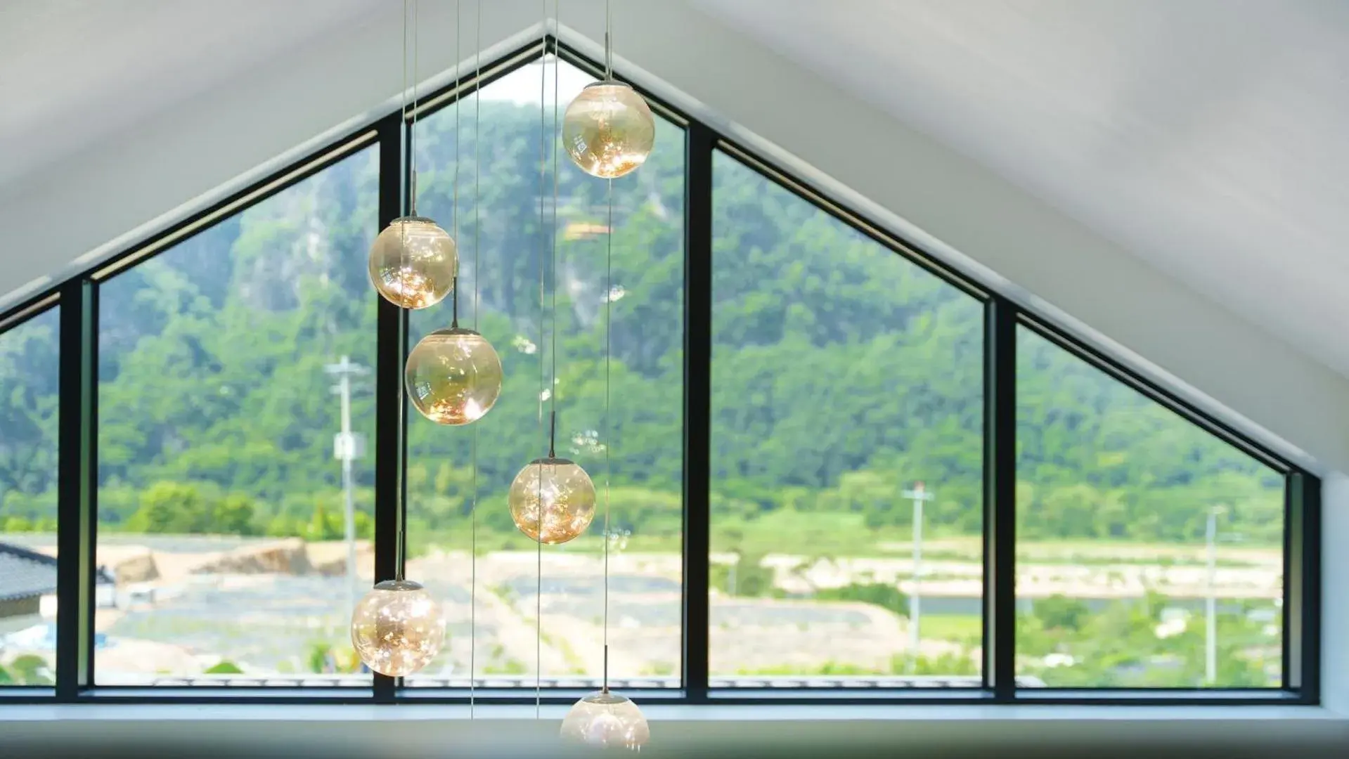 Property building in Danyang Dandelion Pool Villa Property building in Danyang Dandelion Pool Villa