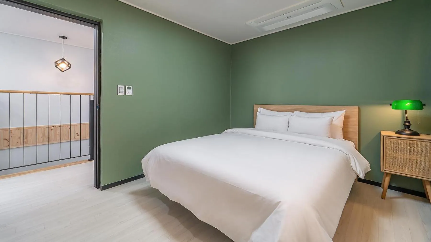 Property building, Bed in Yeosu Liposo Poolvilla