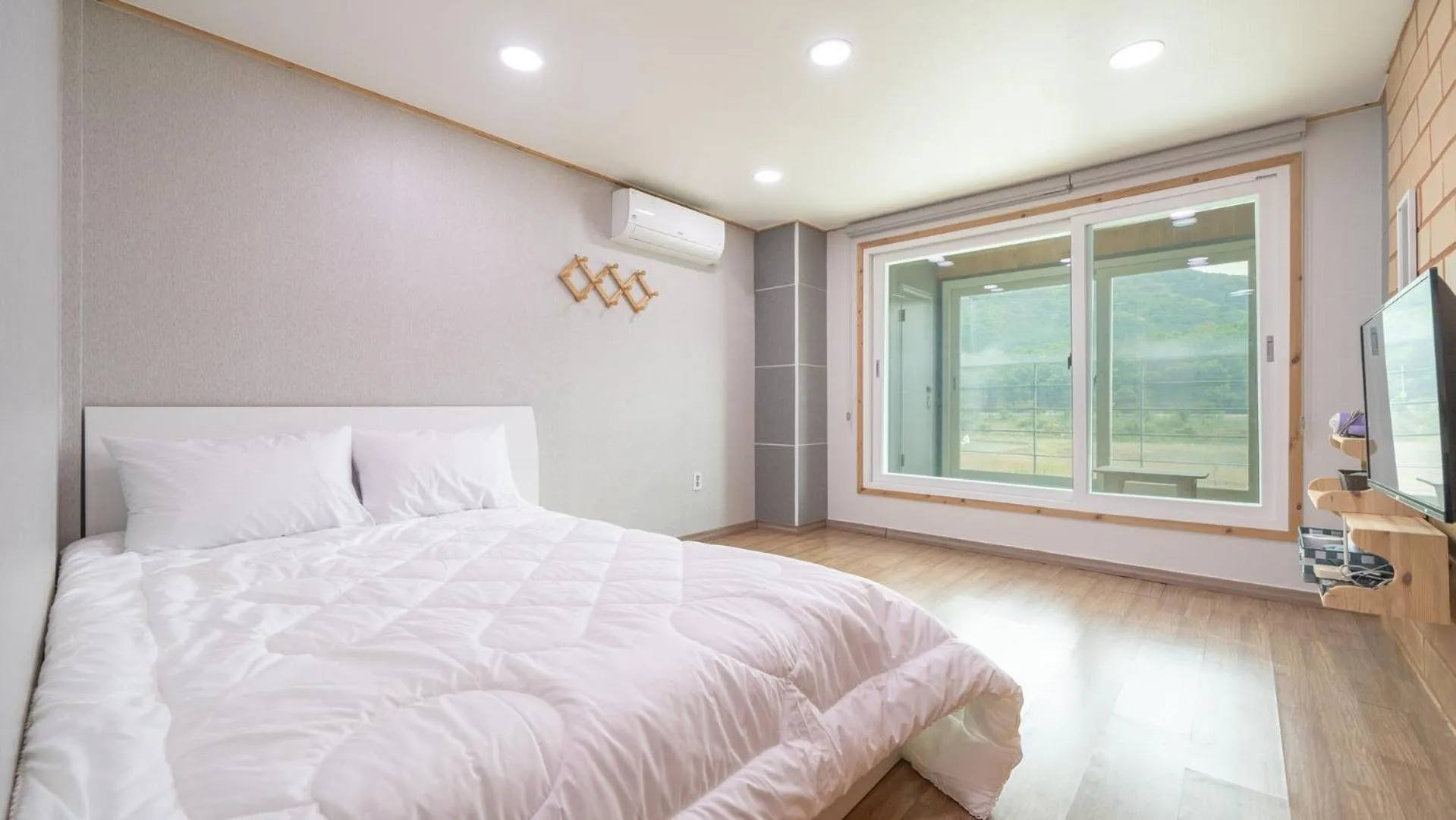 Property building, Bed in inje darani pet pension