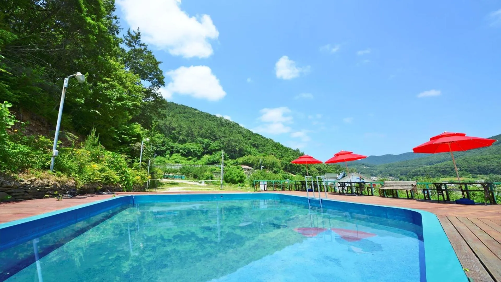 Property building in Tongyoung Macaio Pension