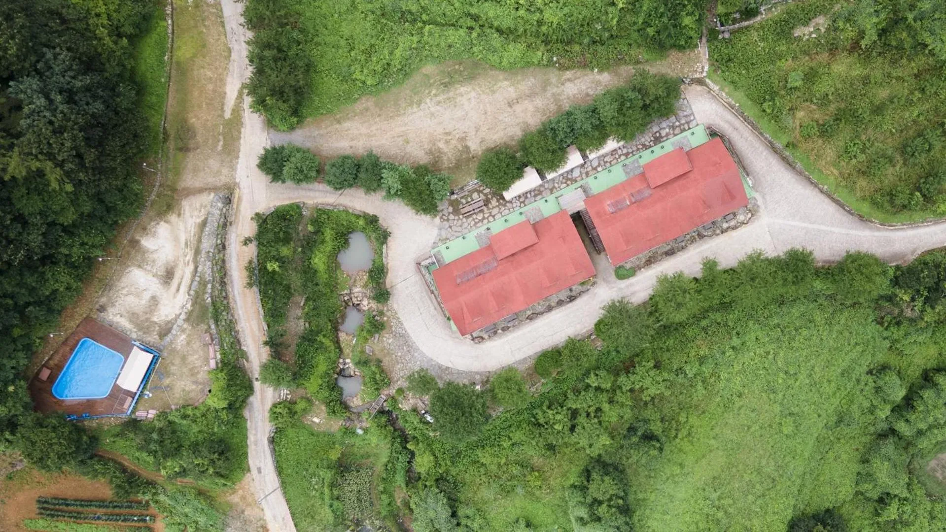 Property building in Tongyoung Macaio Pension