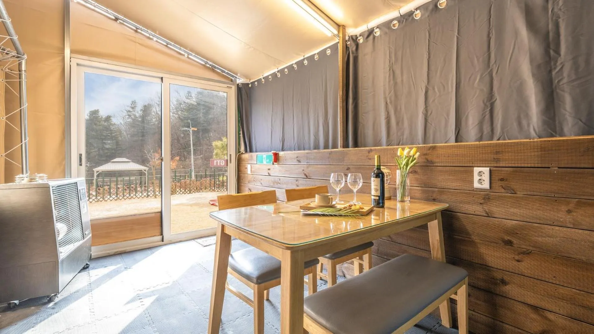 Property building in Gapyeong camp with pet & aegyeonglamping