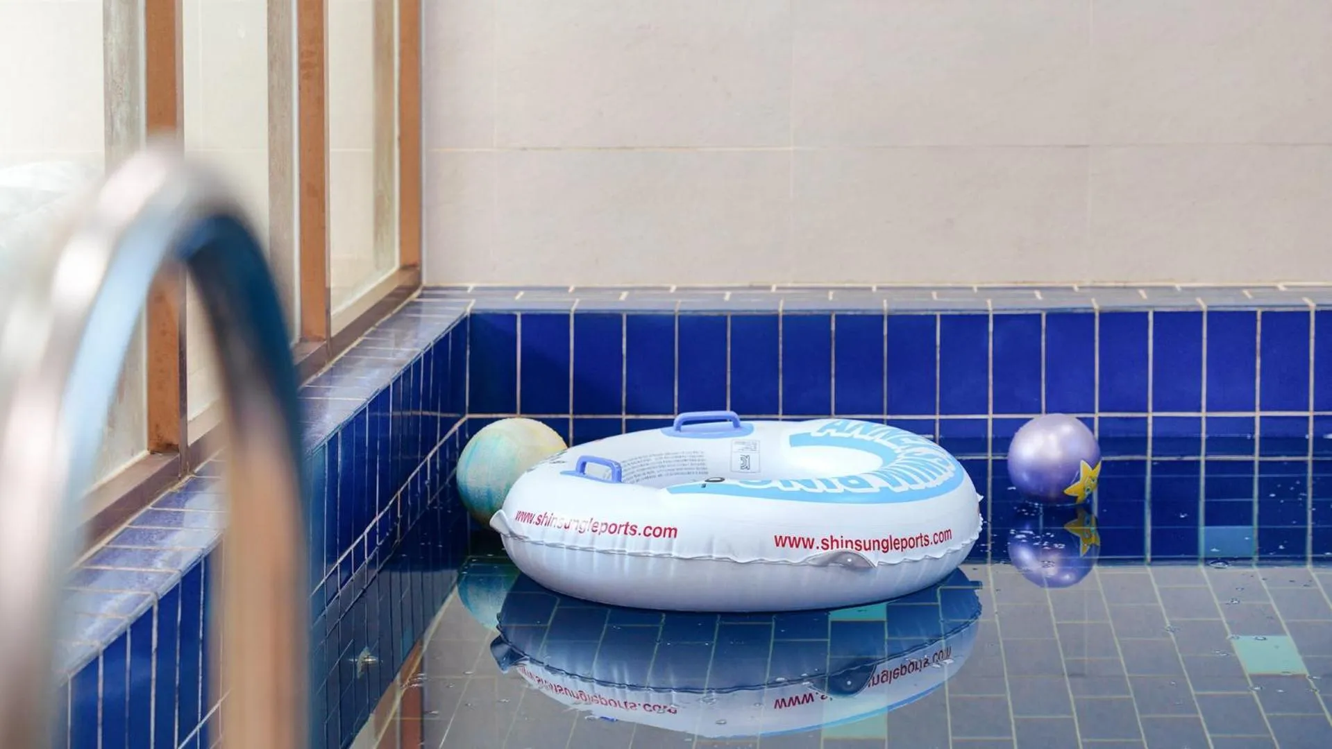 Property building in Gapyeong Ddel Poolvilla