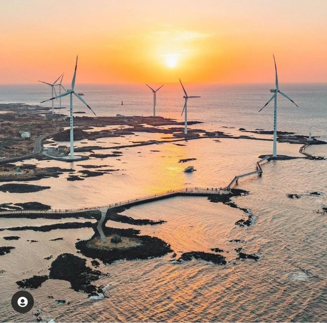 Property building in Jeju BasaFan Spa Pension