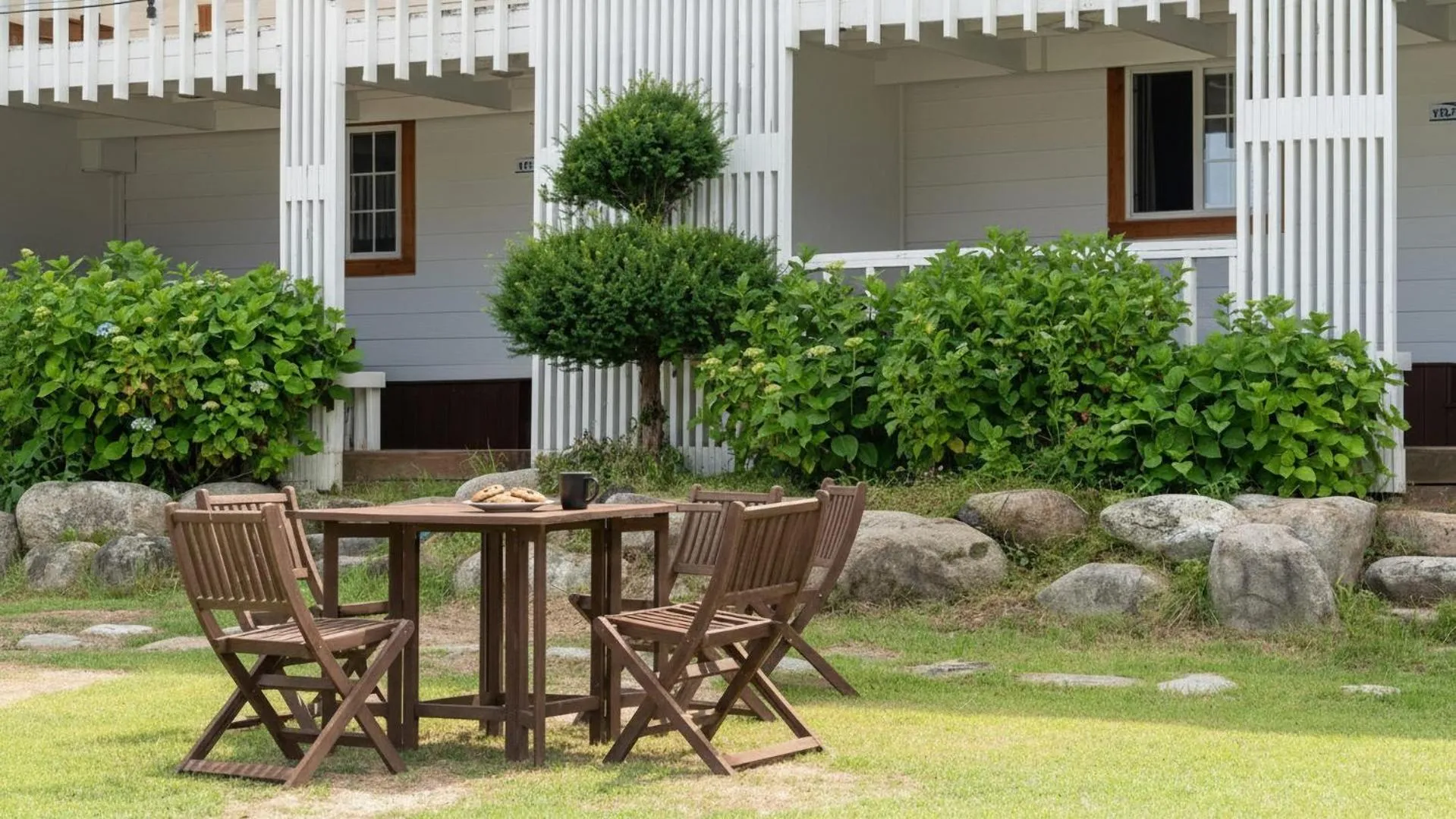 Property building in goseong haemaji pension