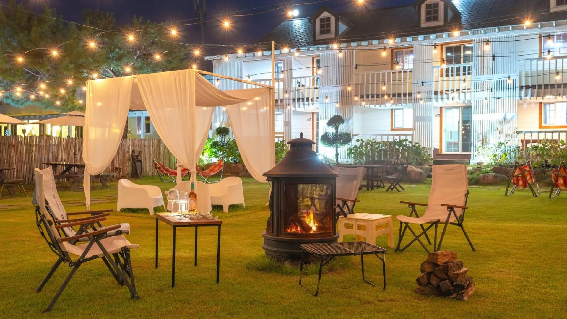 Property building in goseong haemaji pension