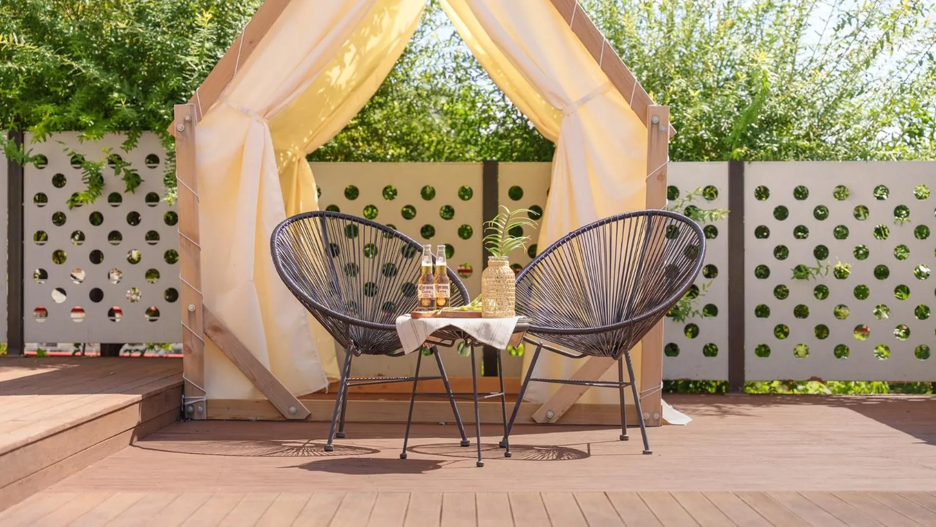 Property building in Gangneung Cresostay pension