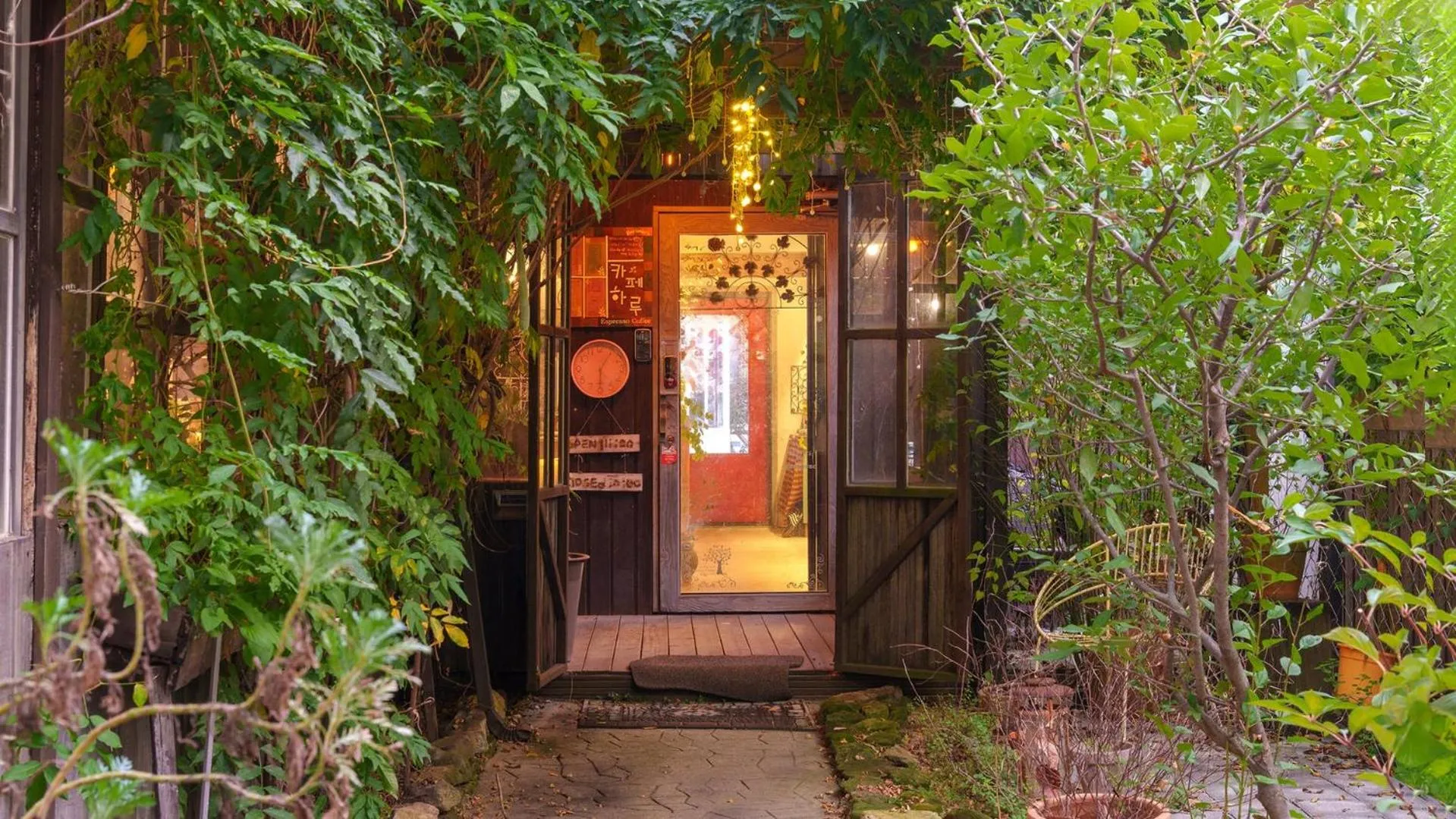 Property building in Ganghwado The Harustay pension