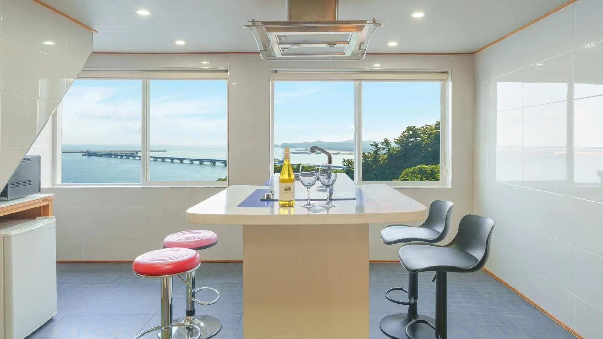 Property building in Samcheok Peacehousing Spa Pet Pension
