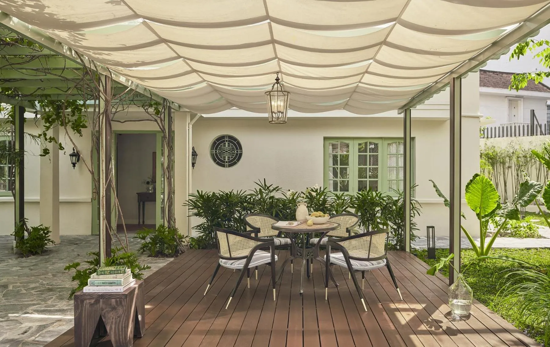 Garden in President Maison Signature By M Village