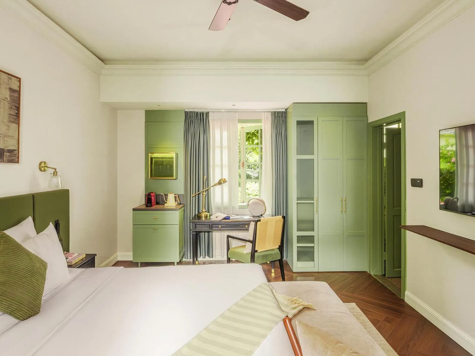 Bed in President Maison Signature By M Village