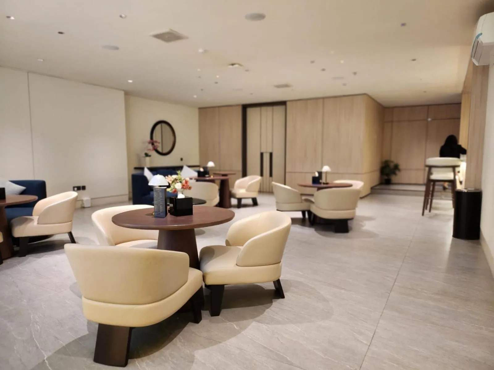 Communal lounge/ TV room in Ow! Hotel Boutique Kemayoran