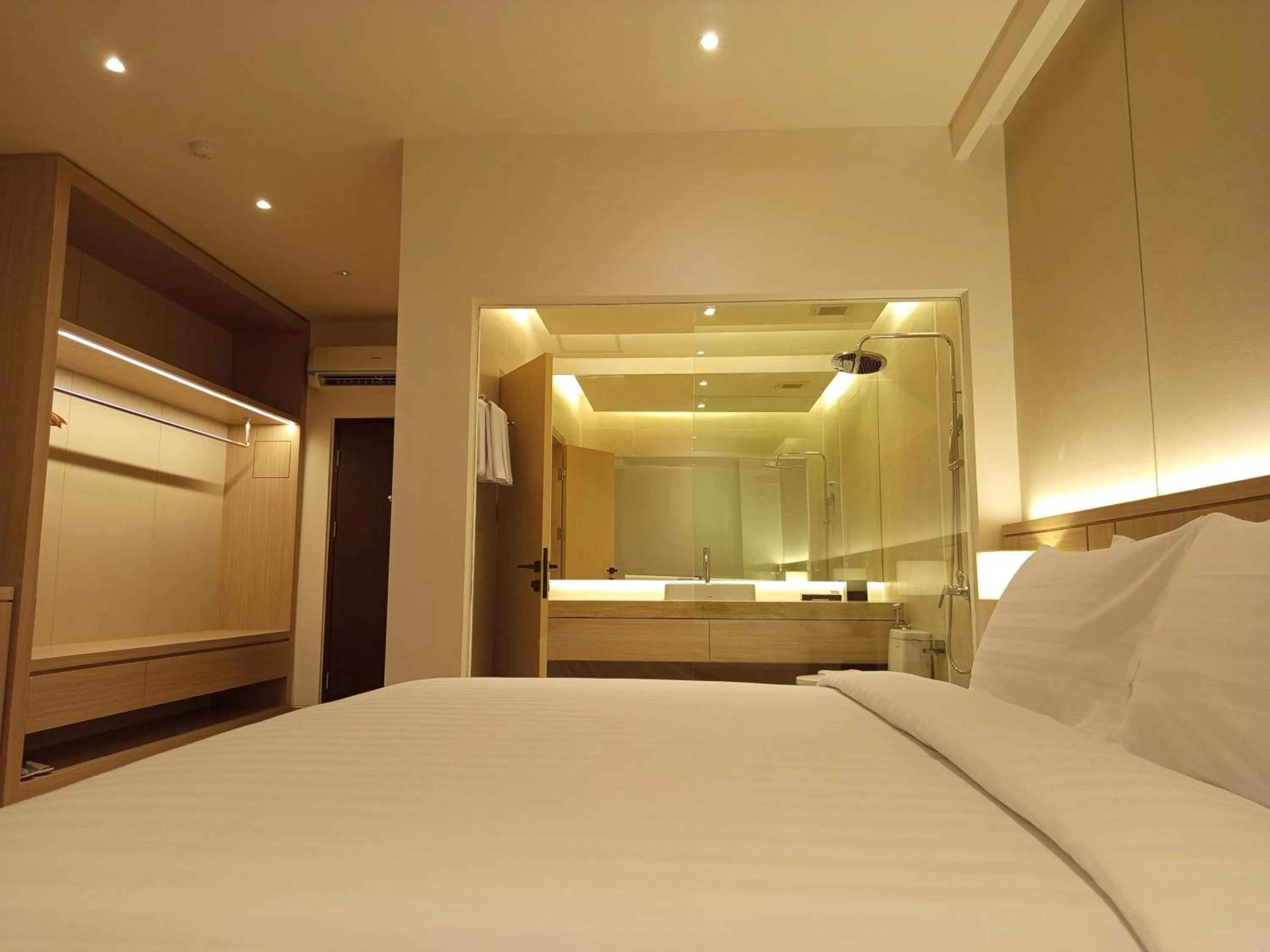 Bedroom, Bed in Ow! Hotel Boutique Kemayoran