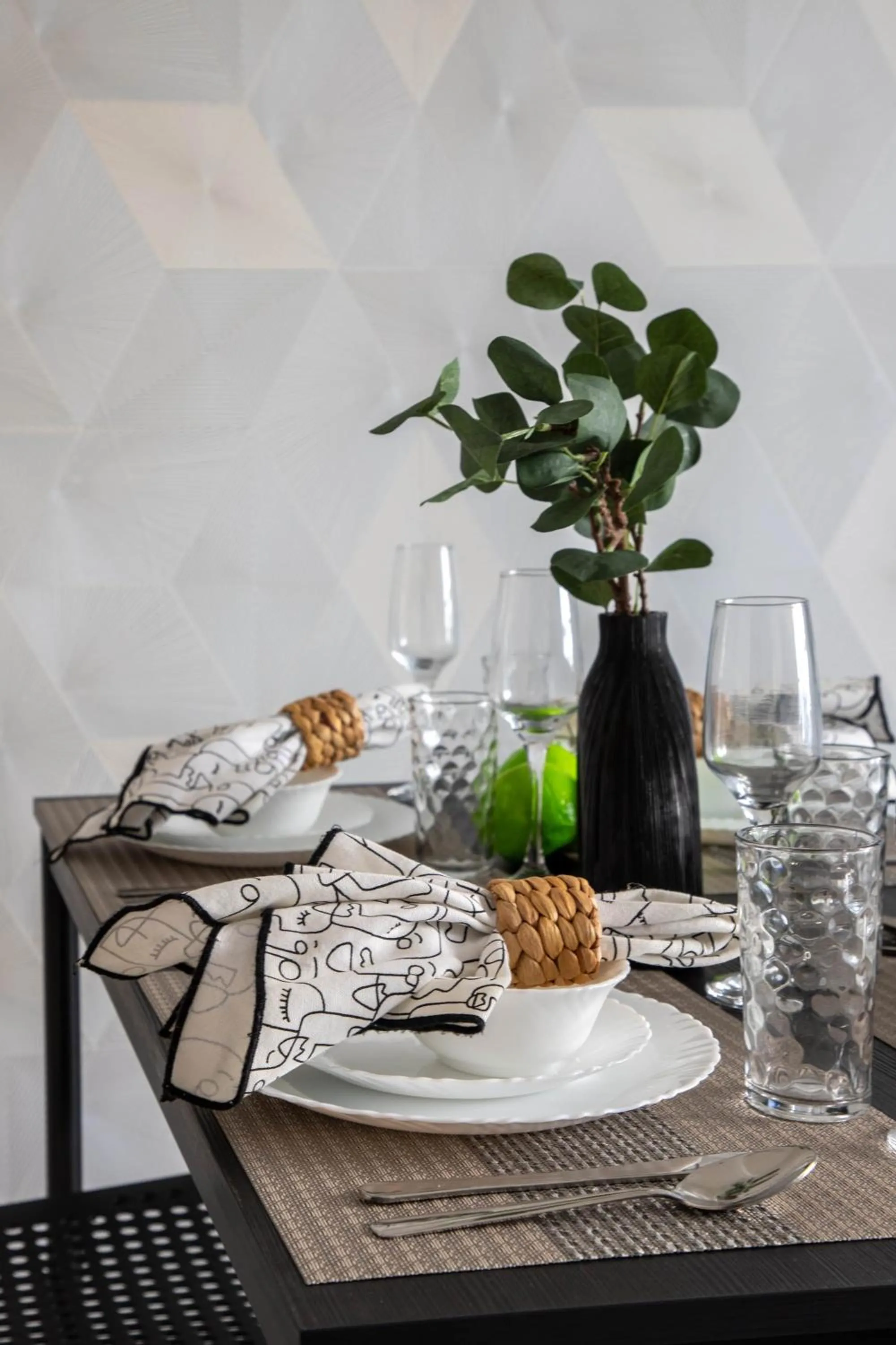 Frank Porter - Marina Views Tower A