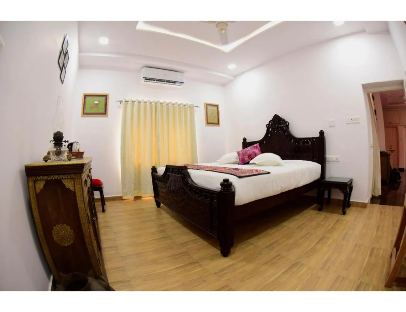 Bed in Hotel Mewarts, Udaipur