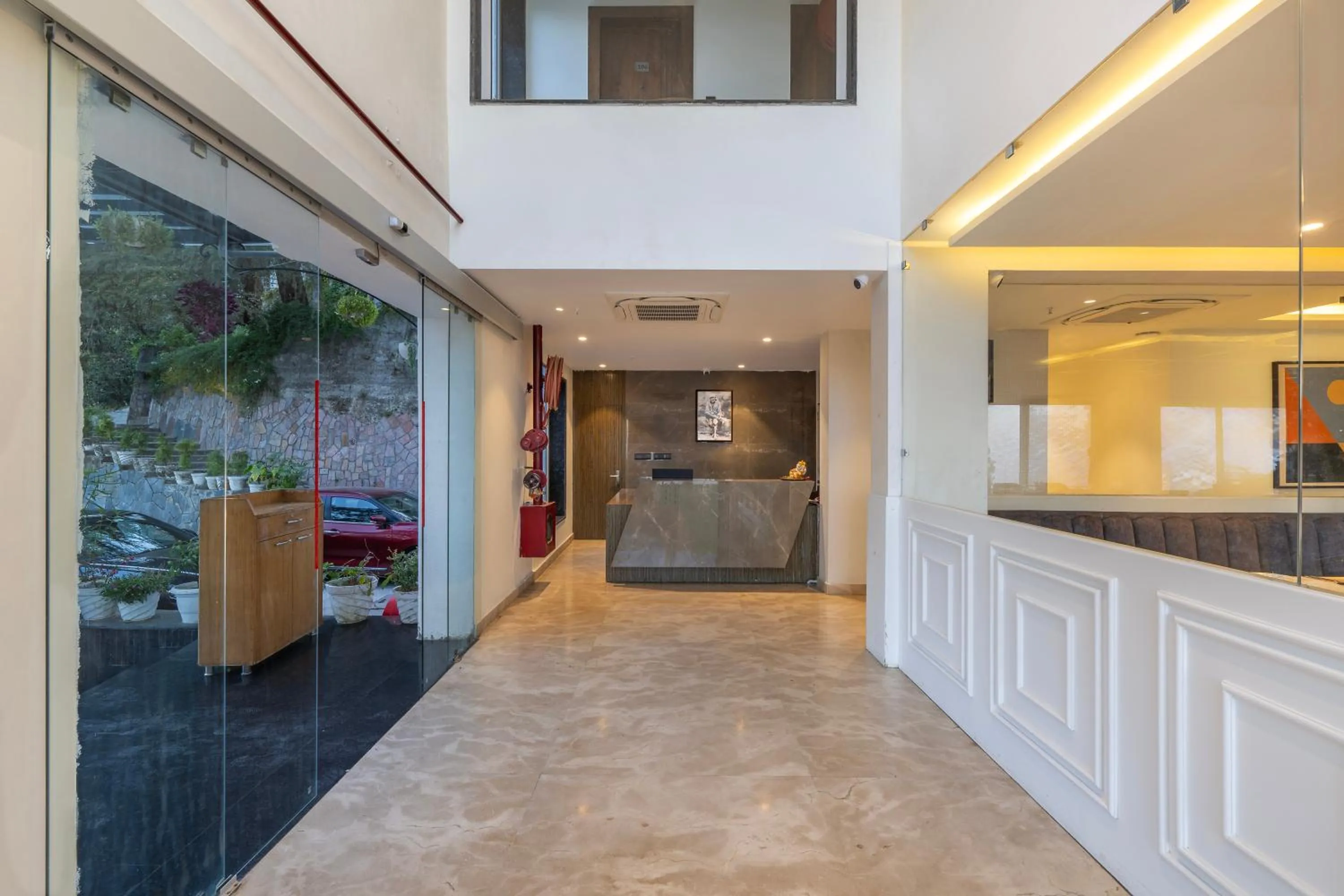 Lobby or reception in Echor Baris Resort Mussoorie