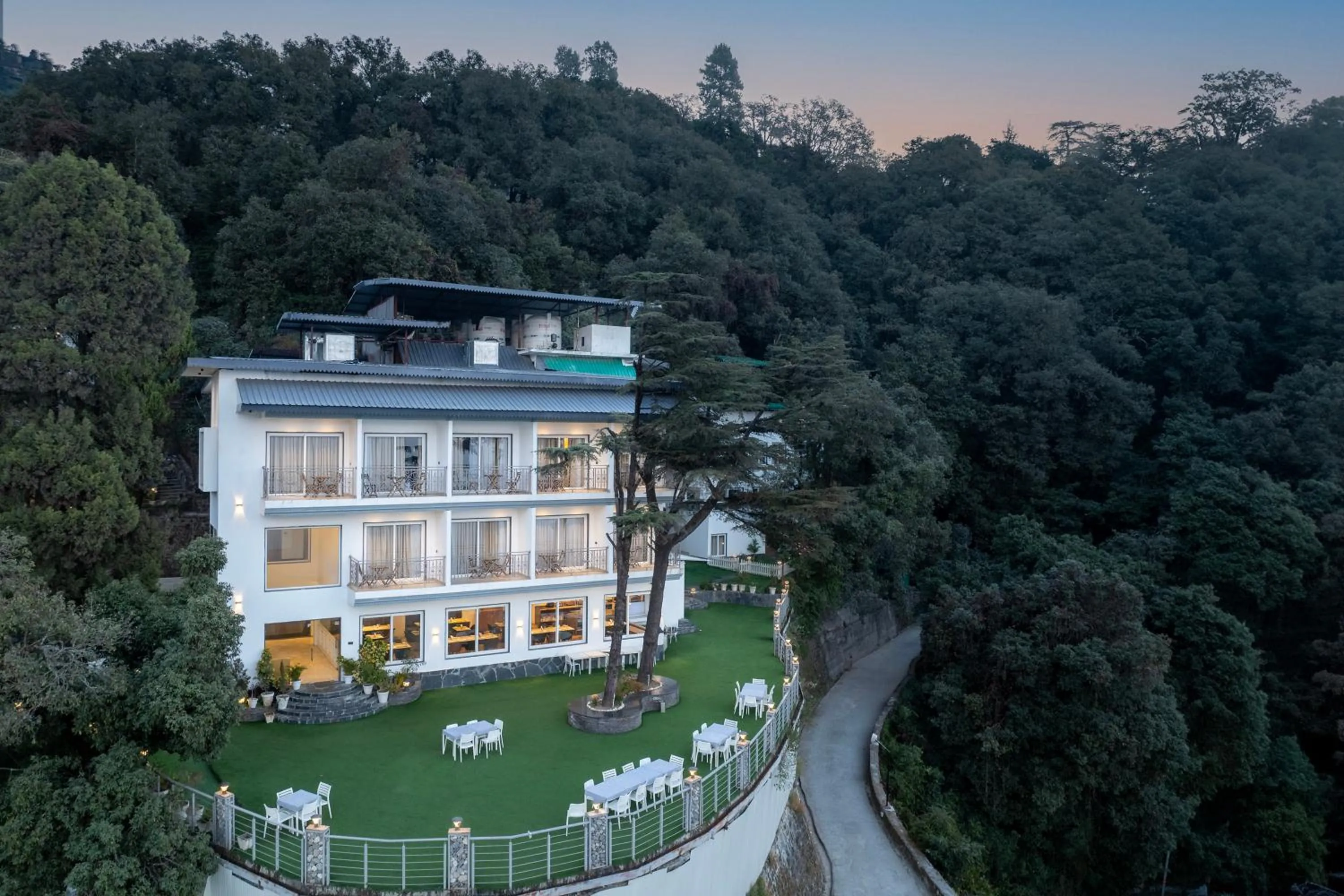 Property building in Echor Baris Resort Mussoorie