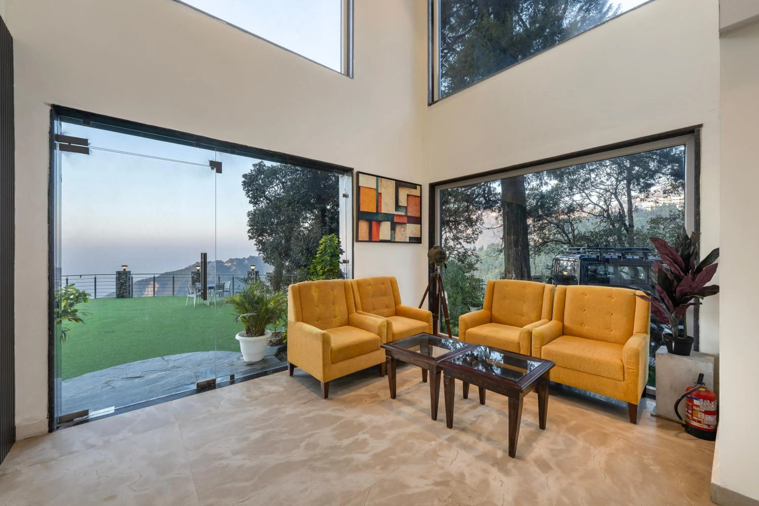 Lobby or reception in Echor Baris Resort Mussoorie