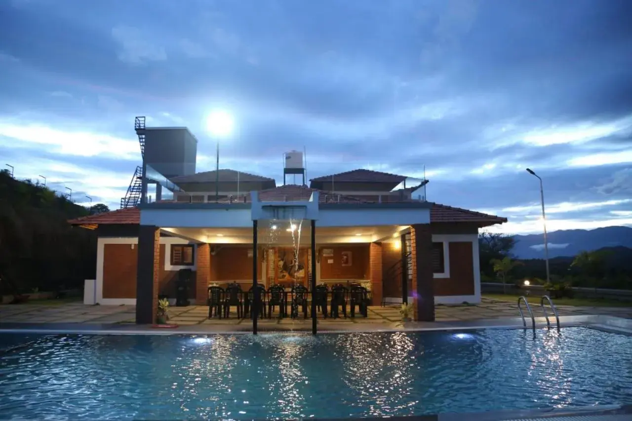 Swimming pool in KK Selfie Point Resort Swimming pool in KK Selfie Point Resort