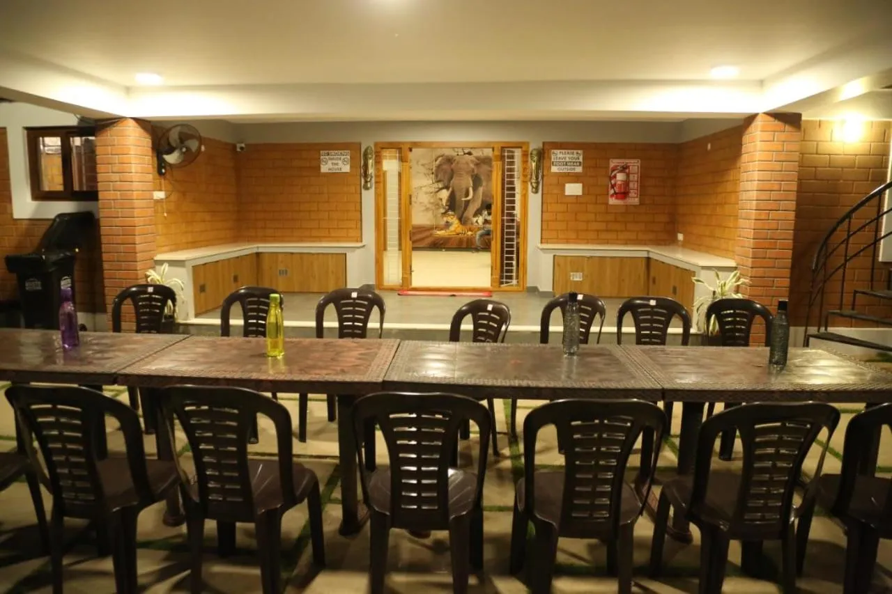 Restaurant/places to eat in KK Selfie Point Resort