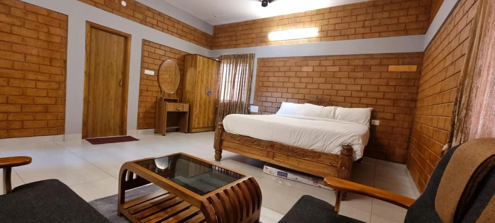 Photo of the whole room, Bed in KK Selfie Point Resort